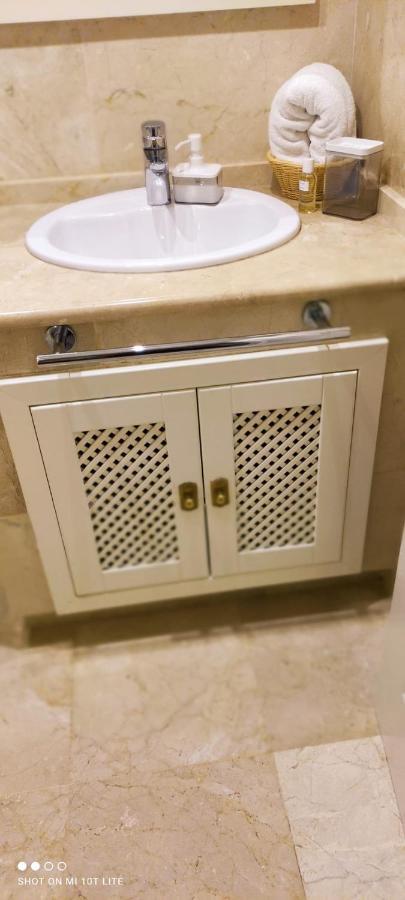Bevs Ground Floor Roda Golf Apartment! San Javier Chambre photo